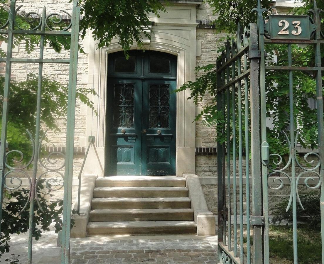 مبيت وإفطار سانت سافين Au Fil De Troyes المظهر الخارجي الصورة